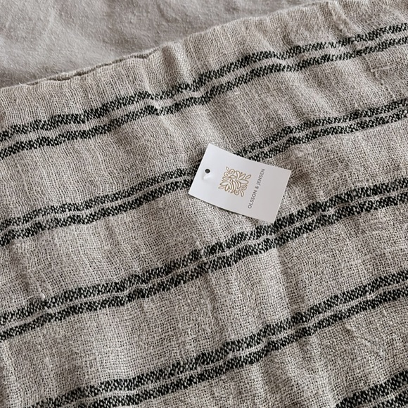 NWT Swedish Rustic Linen Pillow Cover - Picture 3 of 8